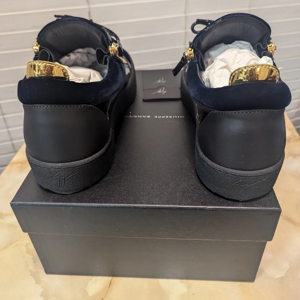 Giuseppe Zanotti Men's Black Sneakers - Picture 5 of 15